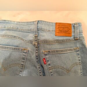 Levi's Women's Sky Blue High Rise flare Jeans